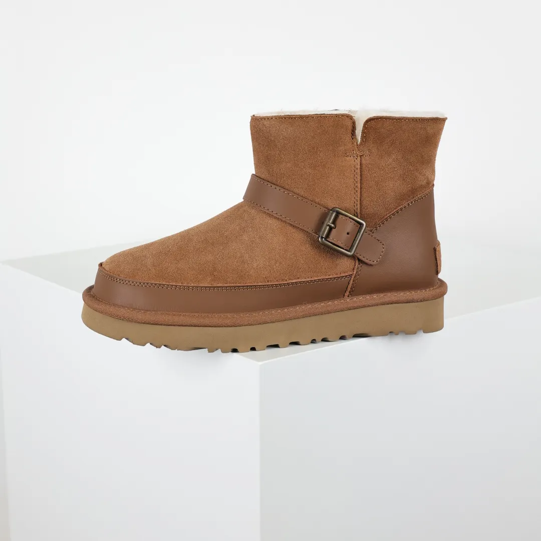 Copywriting price 💰600 The core recommendation is good price. The platform’s foreign trade is exclusively for UGG Classic women’s snow boots 1174512. Produced by the ten-year-old brand shoemaking factory production line. Pay attention to every detail. Longfeng A-grade genuine sheep fur is integrated. It is built in full compliance with the ZP process. Size: 35 36 37 38 39 40